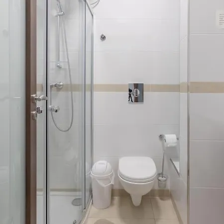 Appartement Full Air-conditioned, 2 Bedroom Apt.